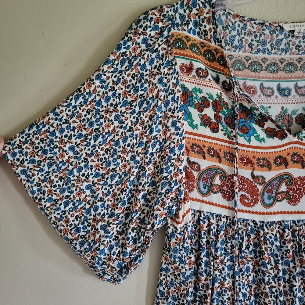 Jodifl Floral Boho‎ Top Small Rayon Flutter Sleeve Tassels Fits Up To Medium - Picture 3 of 7